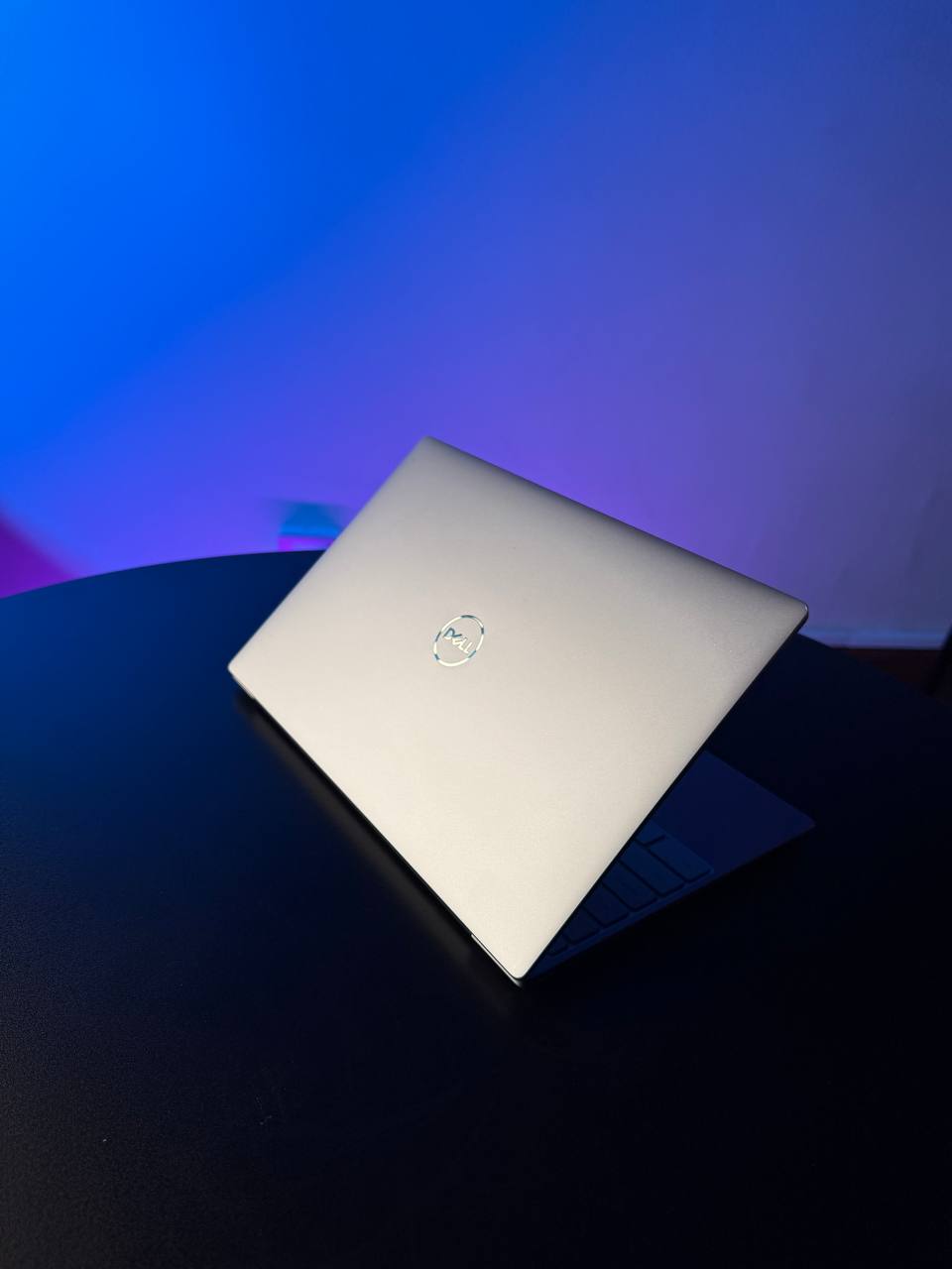 Dell XPS 13 9315 silver lid